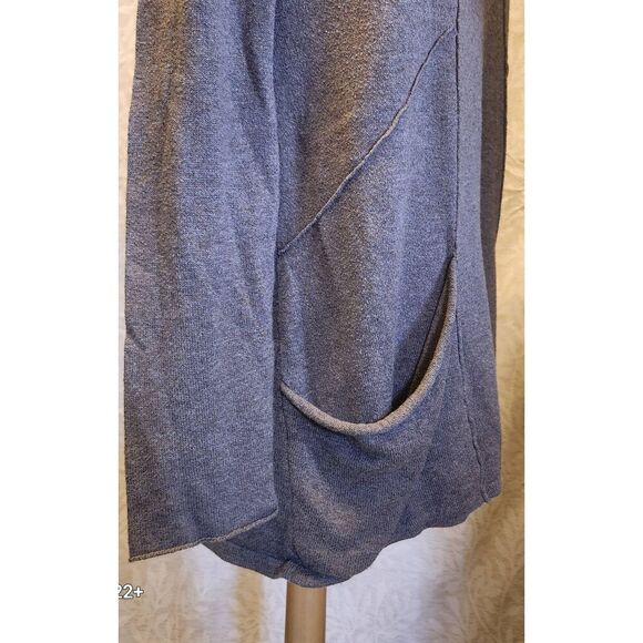 T57 August Silk knit top - Picture 6 of 10